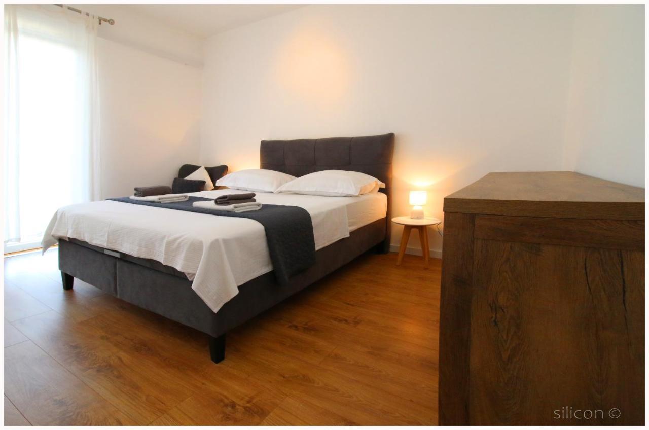 Apartman Silicon Primosten Luaran gambar