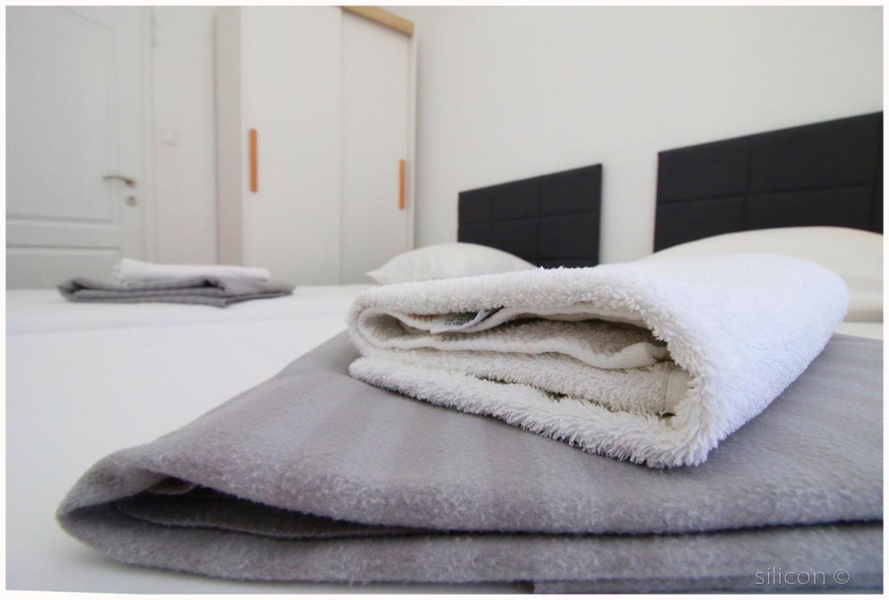 Apartman Silicon Primosten Luaran gambar