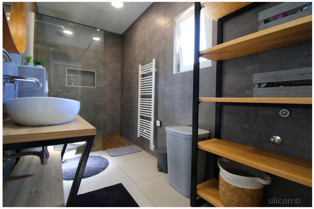 Apartman Silicon Primosten Luaran gambar