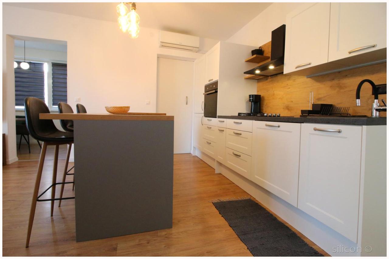 Apartman Silicon Primosten Luaran gambar